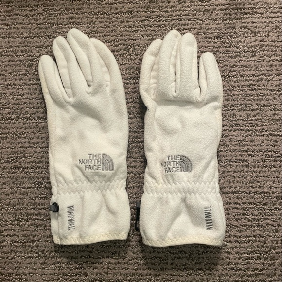 TNF Gloves - Picture 1 of 4